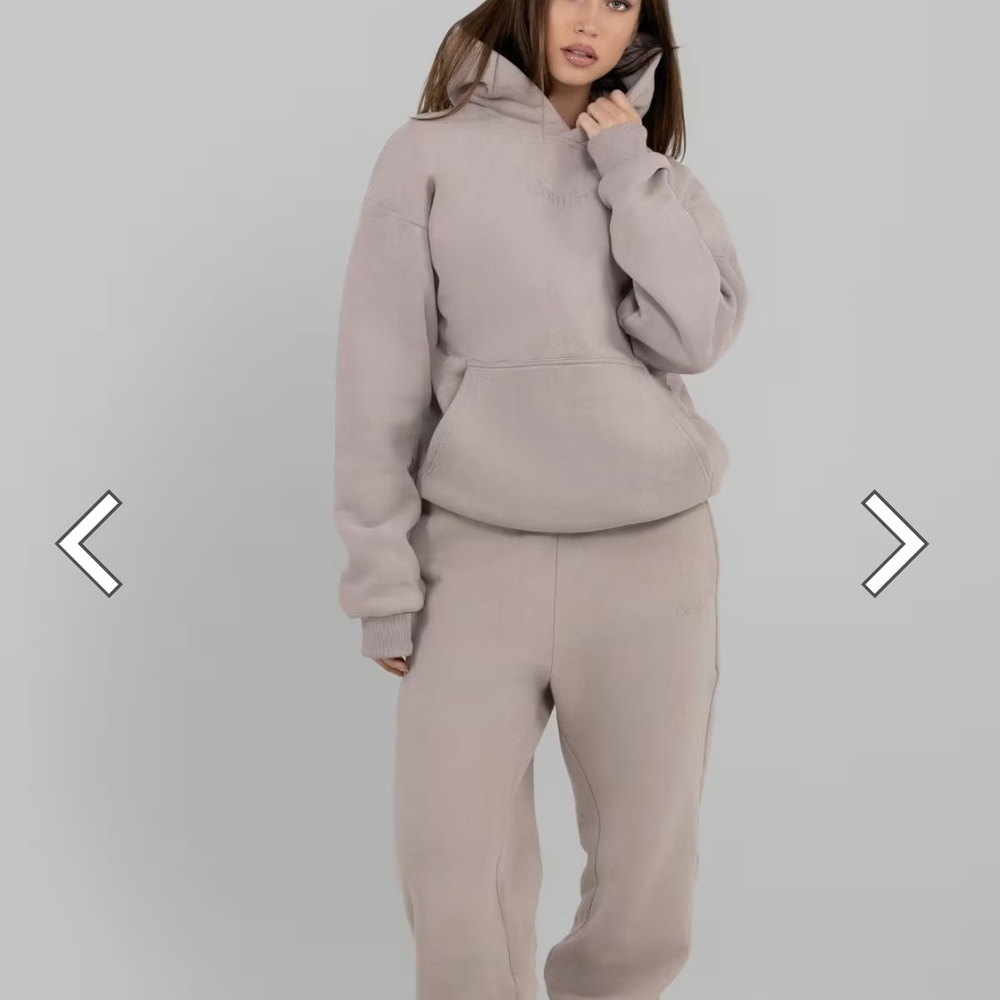 COMFRT HOODIE & SWEATPANTS SET IN BARK XS